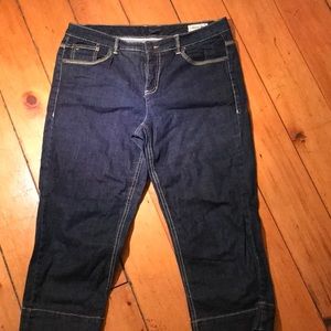 TOMMY HILFIGER Women’s Cropped Denim Capri Jeans